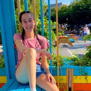 Meet your Posher, Abby